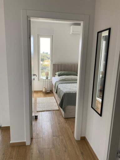 SPACIOUS BEDROOM